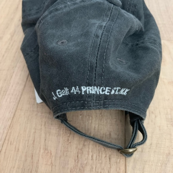 NWT RARE Brandy Melville uh huh honey hat - Picture 3 of 5